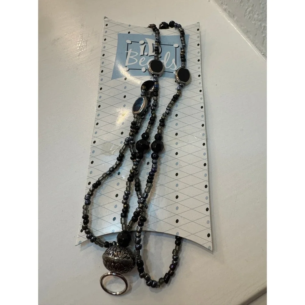 i.D. Beads Scholastic Black Silver Iridescent Beaded Lanyard ID Badge Holder